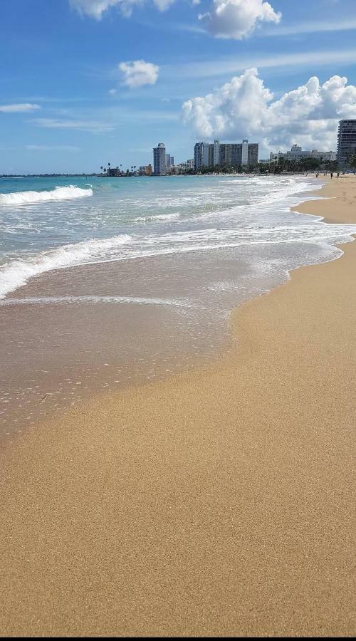Beach Front Apt Isla Verde 2 Lejlighed San Juan Eksteriør billede
